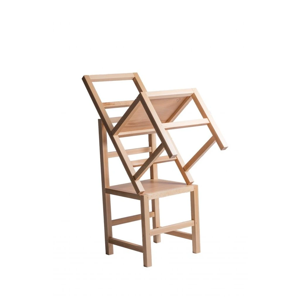 [akro židle] Akrobatická židle - dřevěná