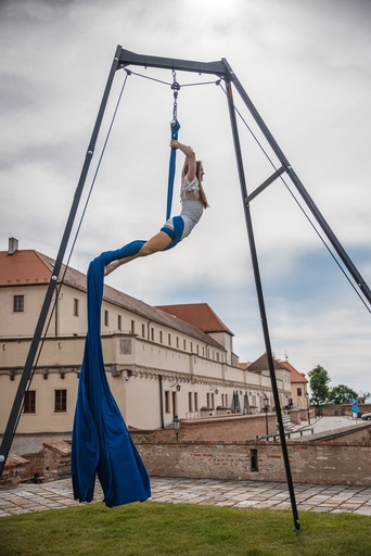 Akrobatická šála samostatná